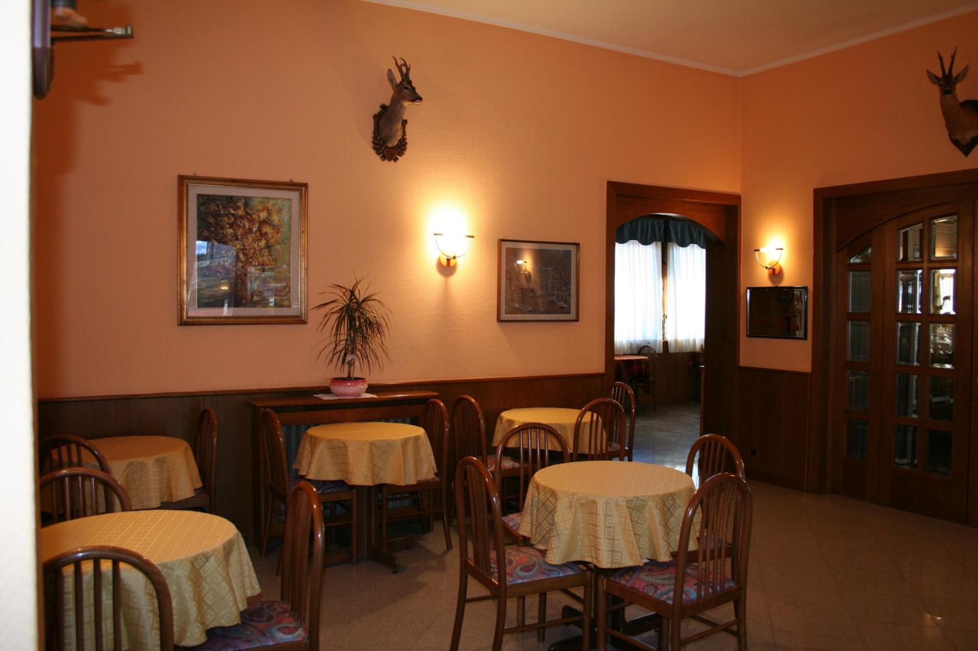 Hotel Migliorati Кастьоне-делла-Презолана Екстер'єр фото